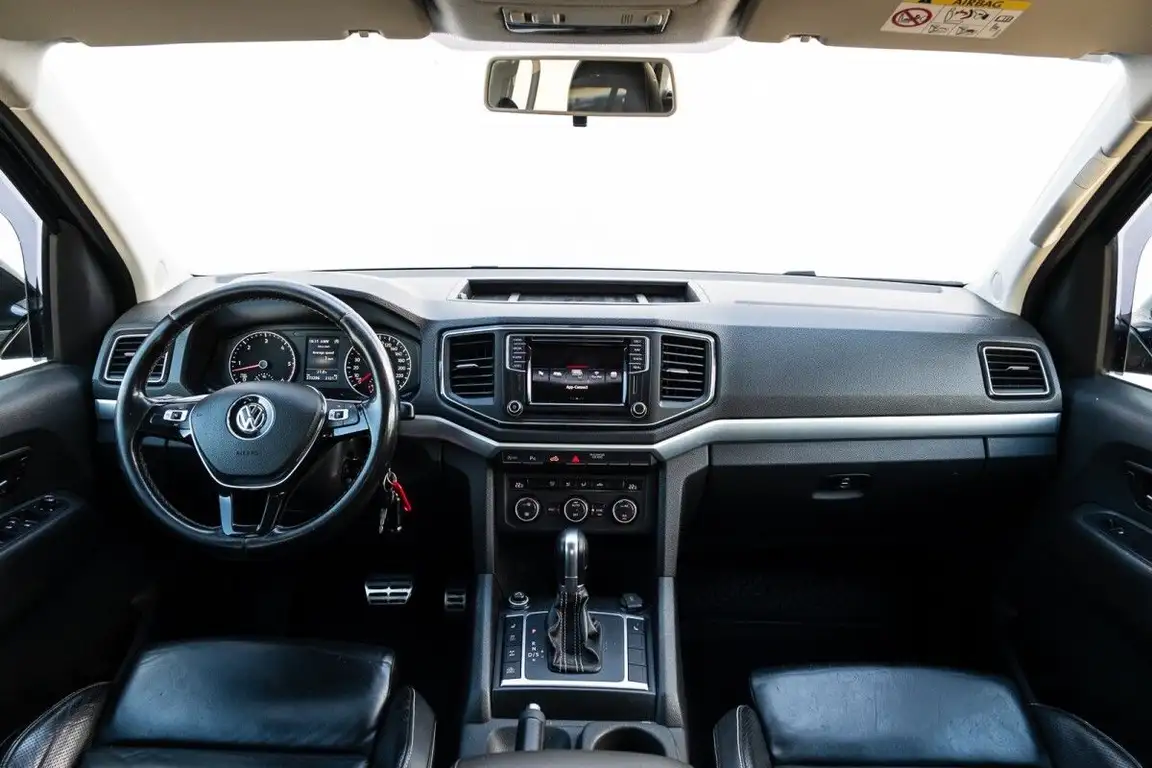 VOLKSWAGEN AMAROK