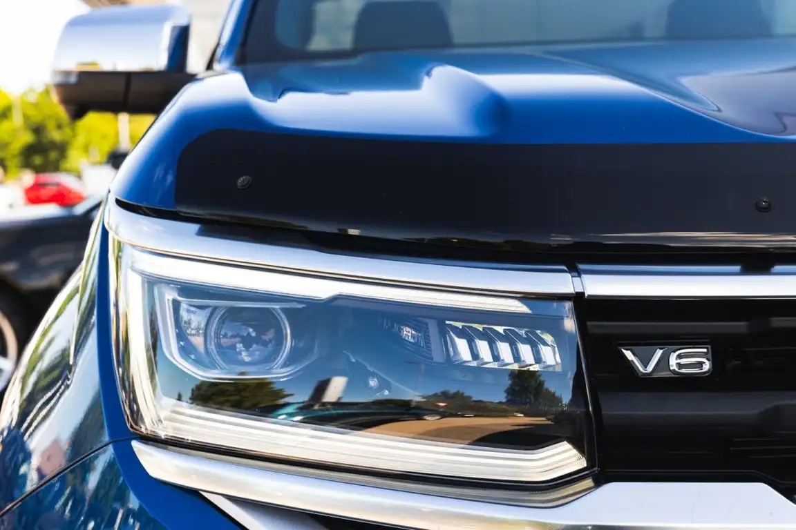VOLKSWAGEN AMAROK