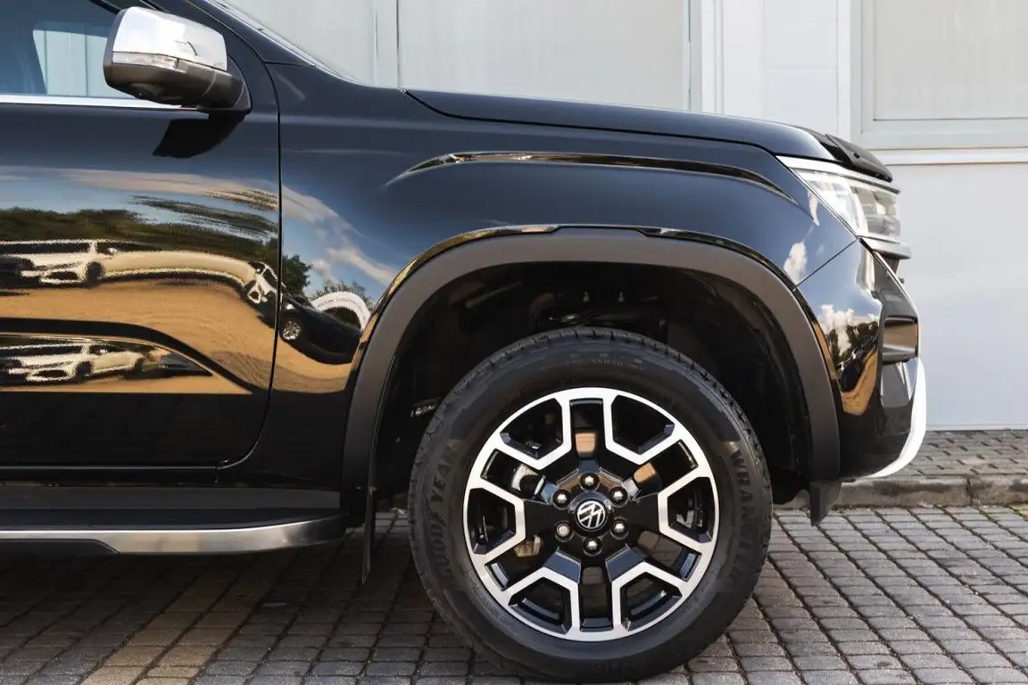 VOLKSWAGEN AMAROK