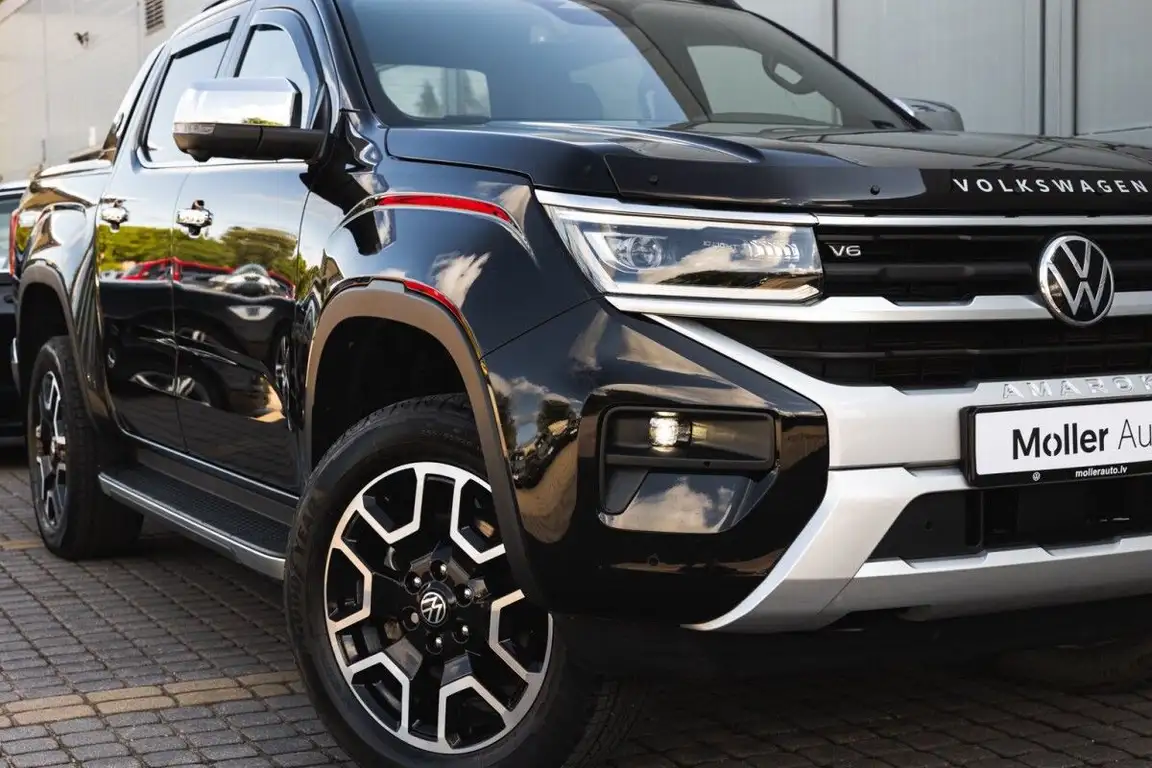 VOLKSWAGEN AMAROK
