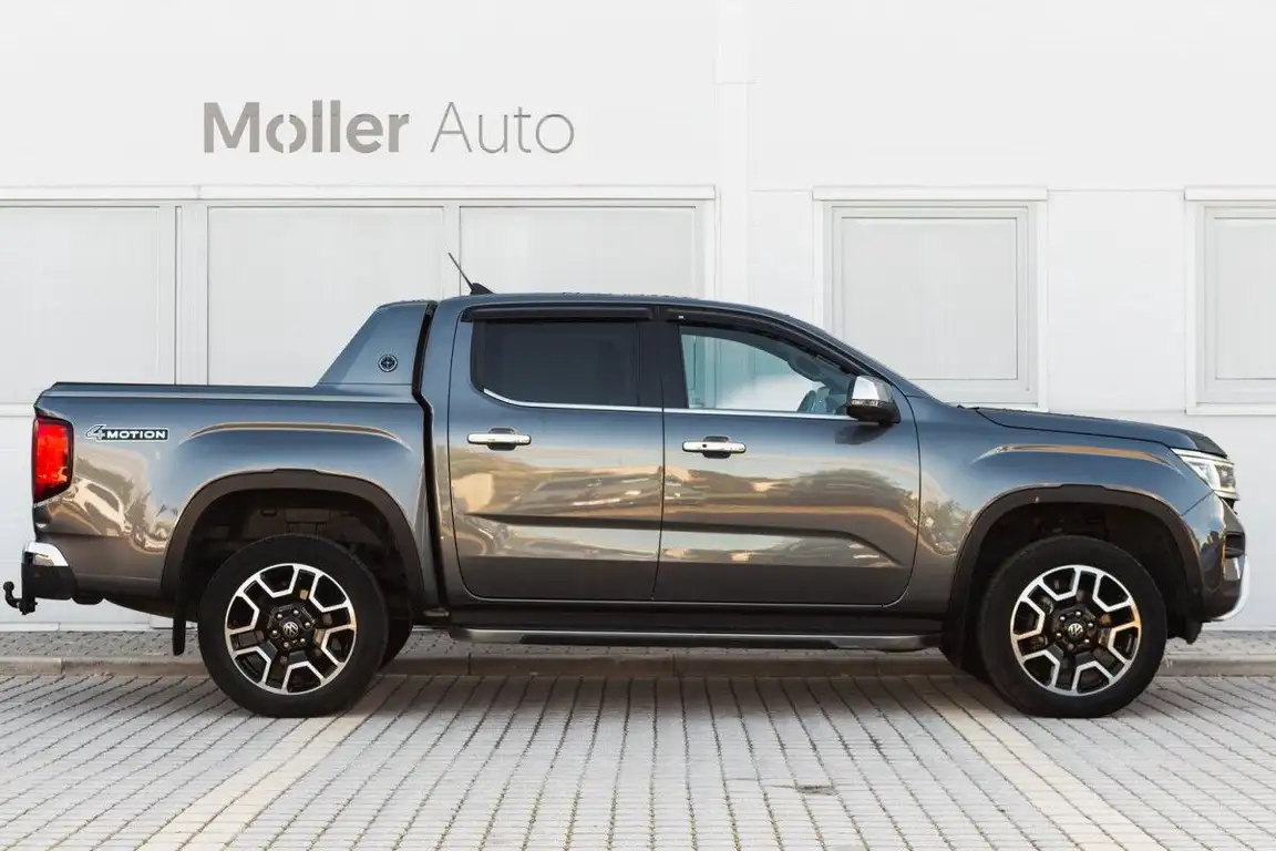 VOLKSWAGEN AMAROK