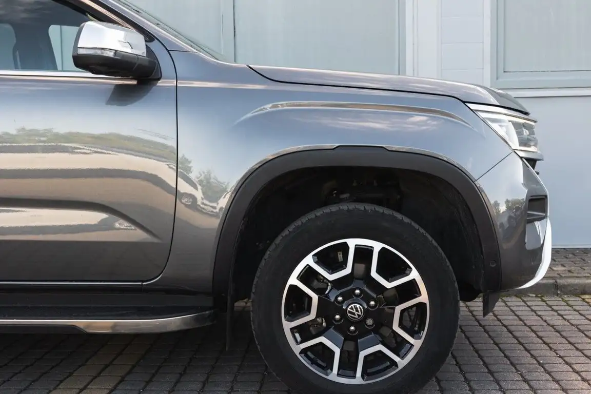 VOLKSWAGEN AMAROK