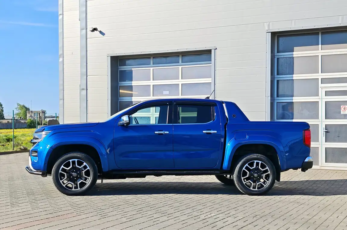 VOLKSWAGEN AMAROK