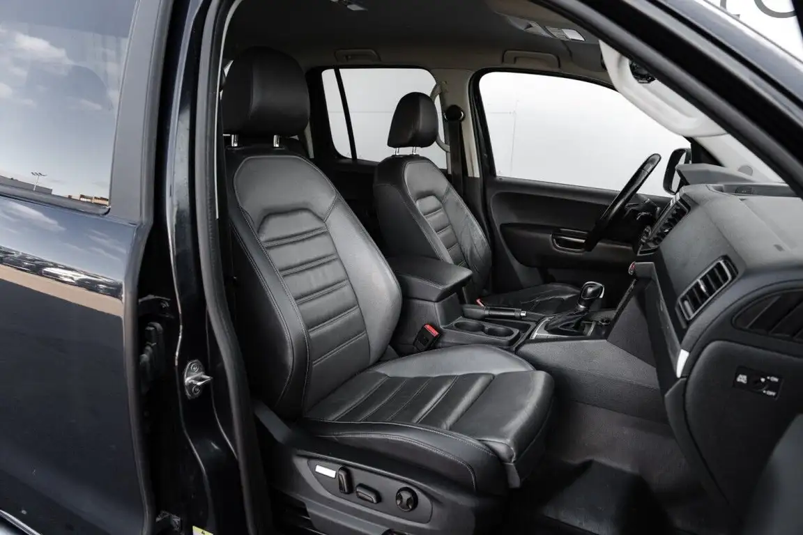 VOLKSWAGEN AMAROK