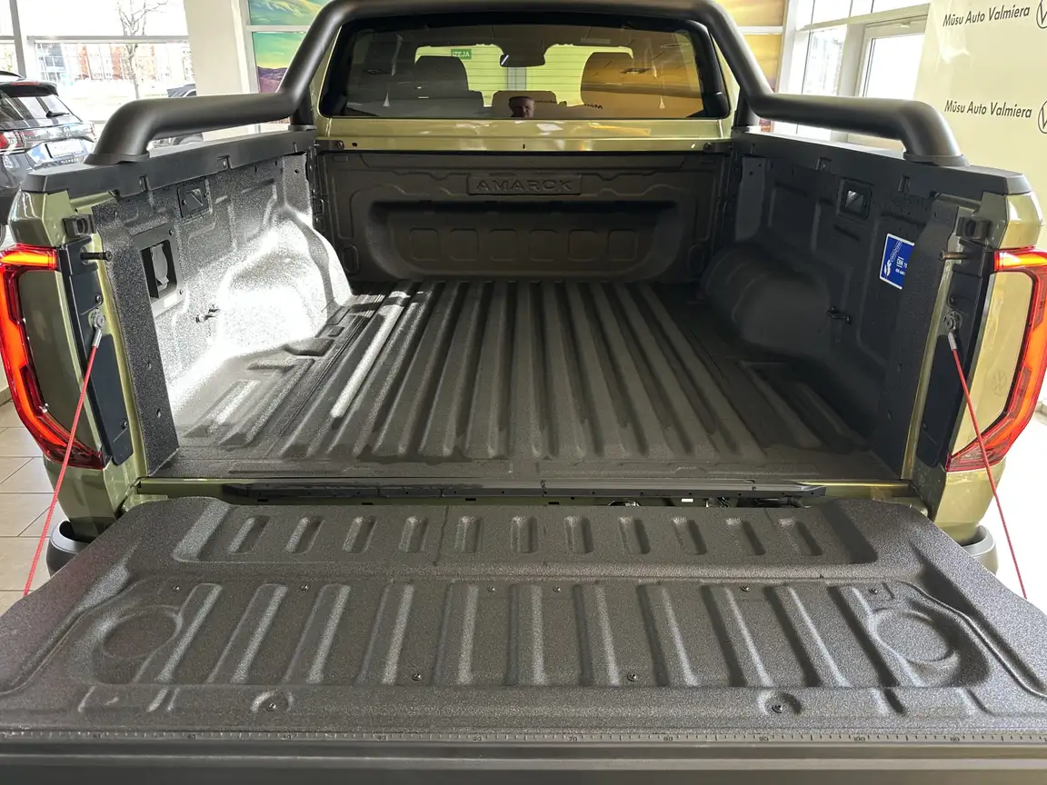 VOLKSWAGEN AMAROK