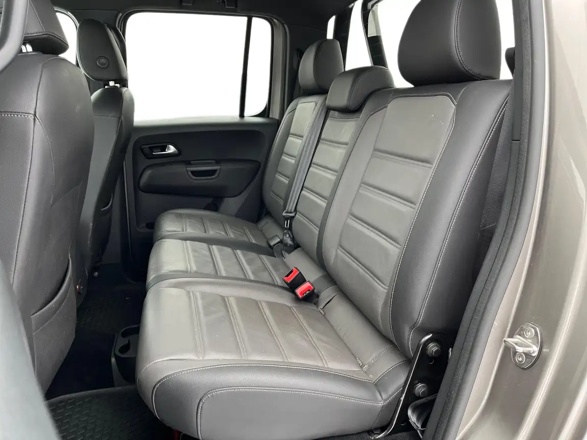 VOLKSWAGEN AMAROK