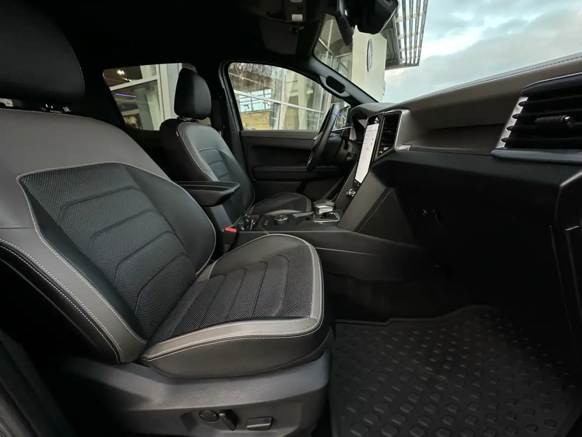 VOLKSWAGEN AMAROK
