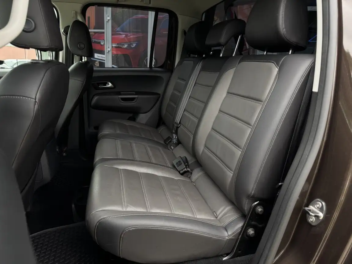VOLKSWAGEN AMAROK