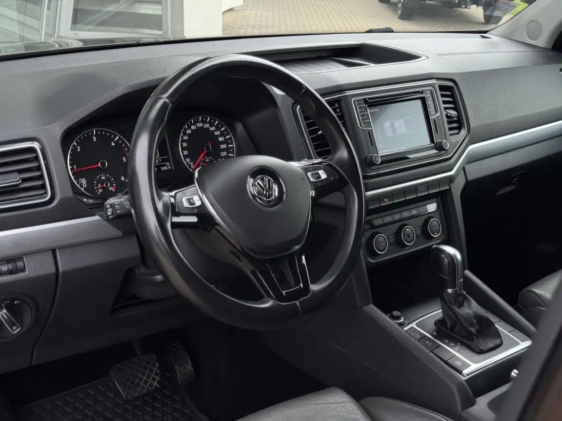 VOLKSWAGEN AMAROK