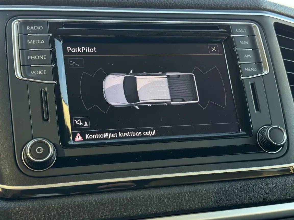 VOLKSWAGEN AMAROK