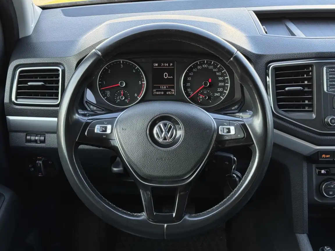 VOLKSWAGEN AMAROK