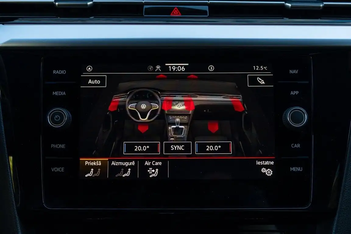 VOLKSWAGEN ARTEON