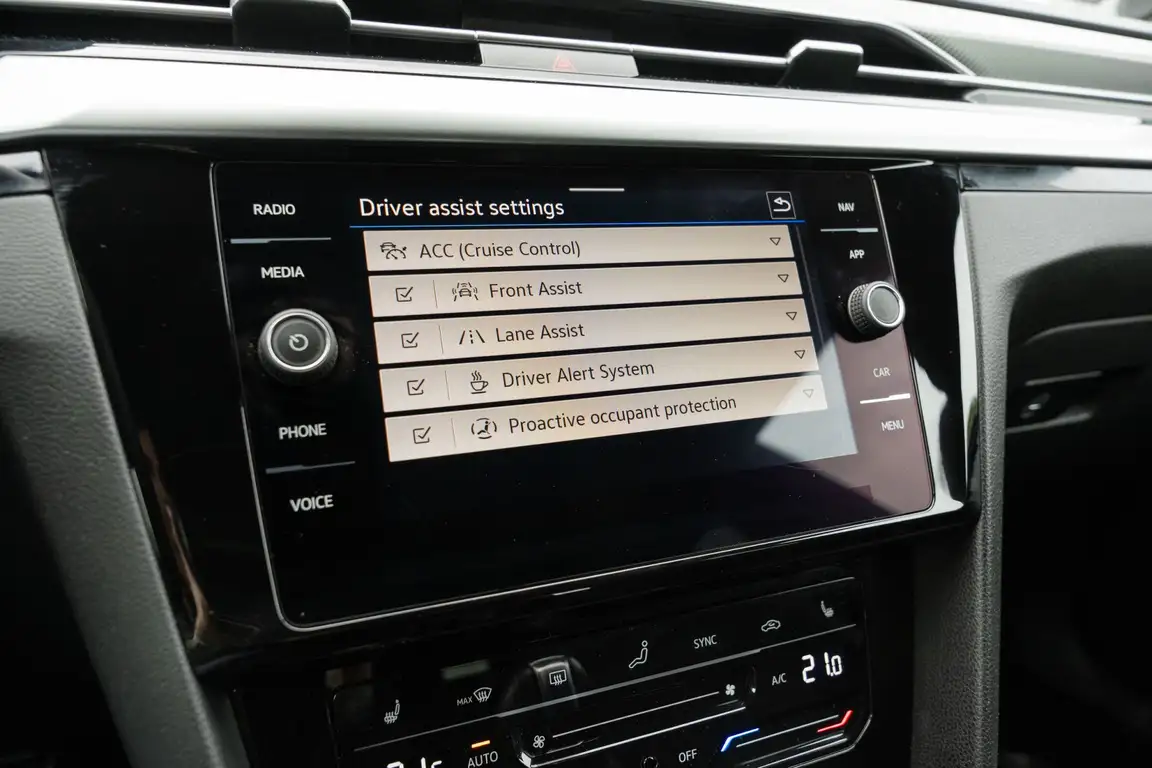 VOLKSWAGEN ARTEON