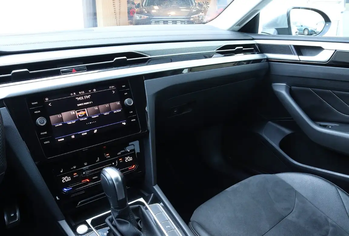 VOLKSWAGEN ARTEON