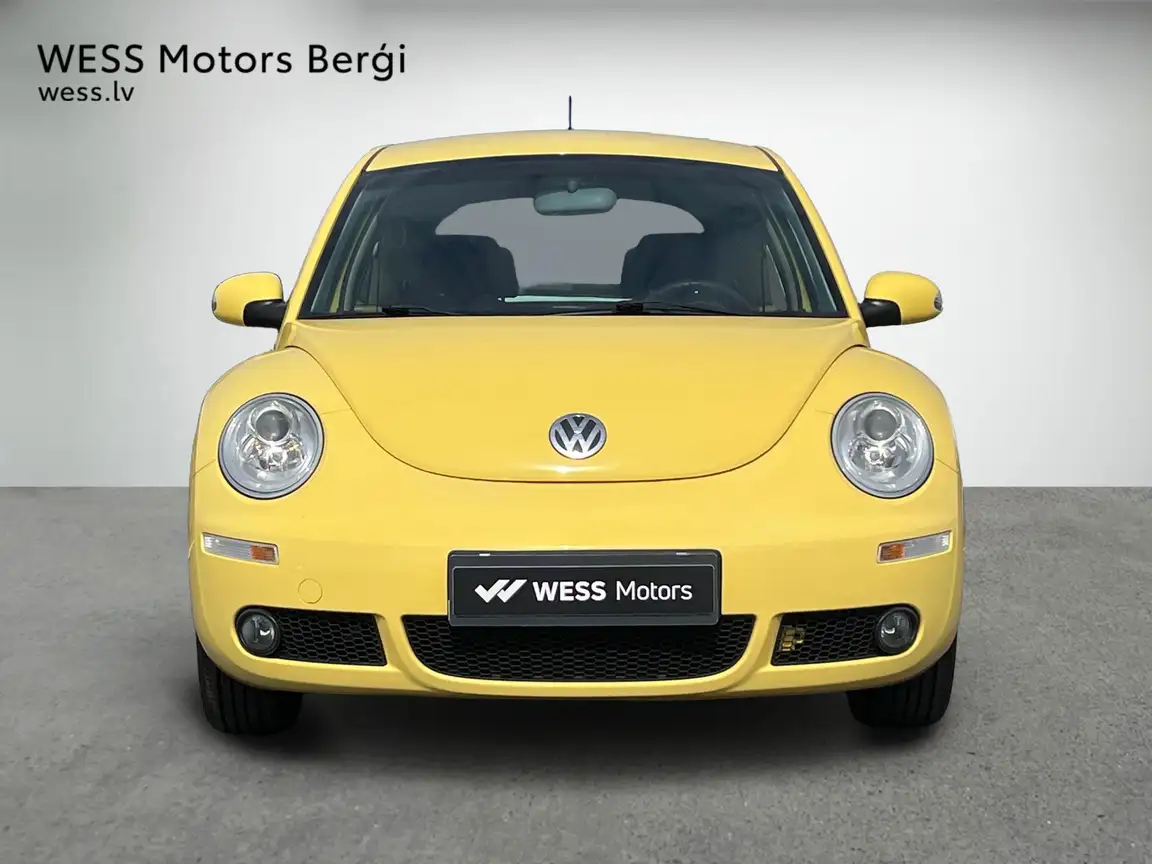 VOLKSWAGEN BEETLE
