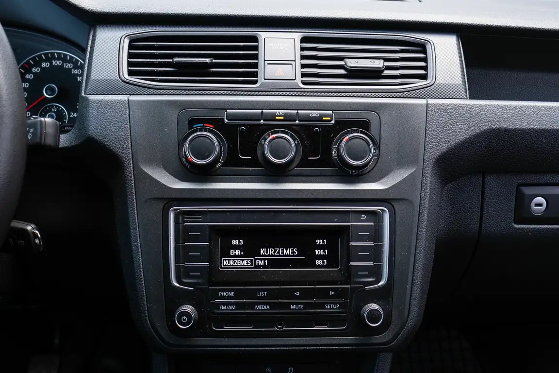 VOLKSWAGEN CADDY