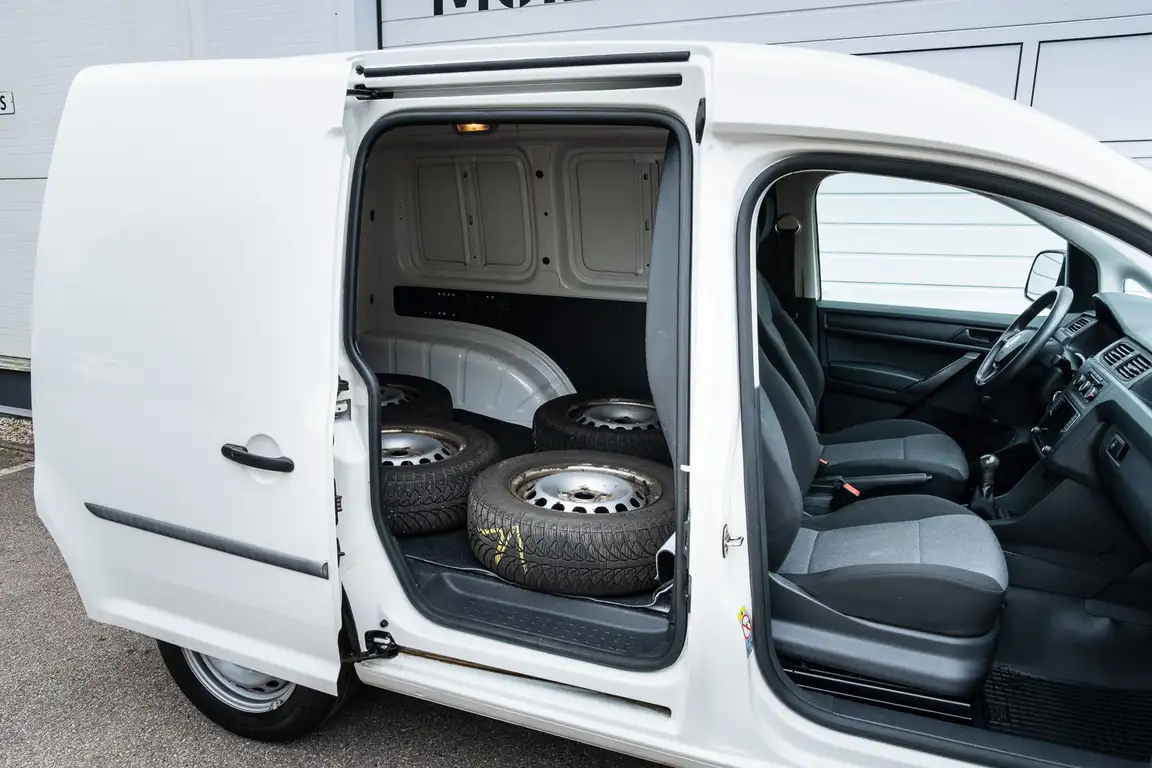 VOLKSWAGEN CADDY