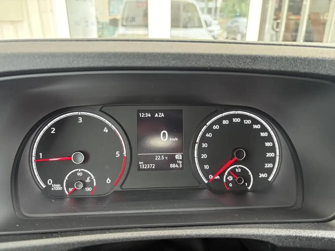 VOLKSWAGEN CADDY