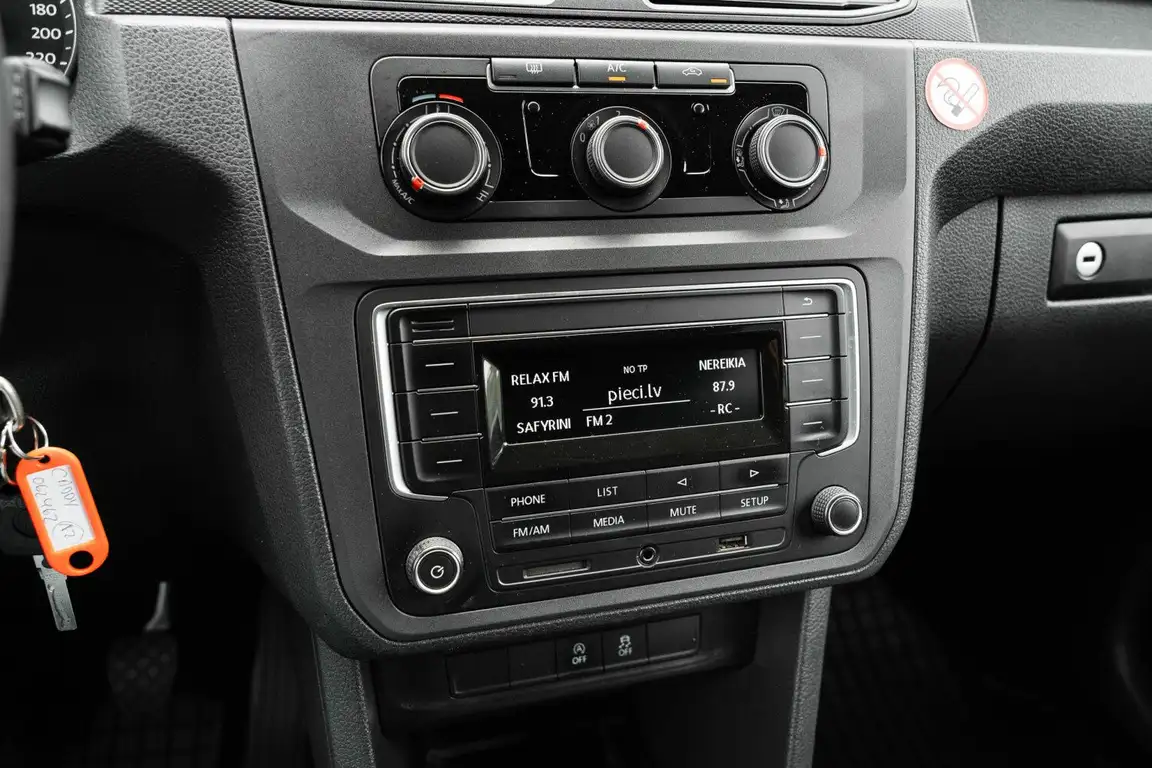 VOLKSWAGEN CADDY