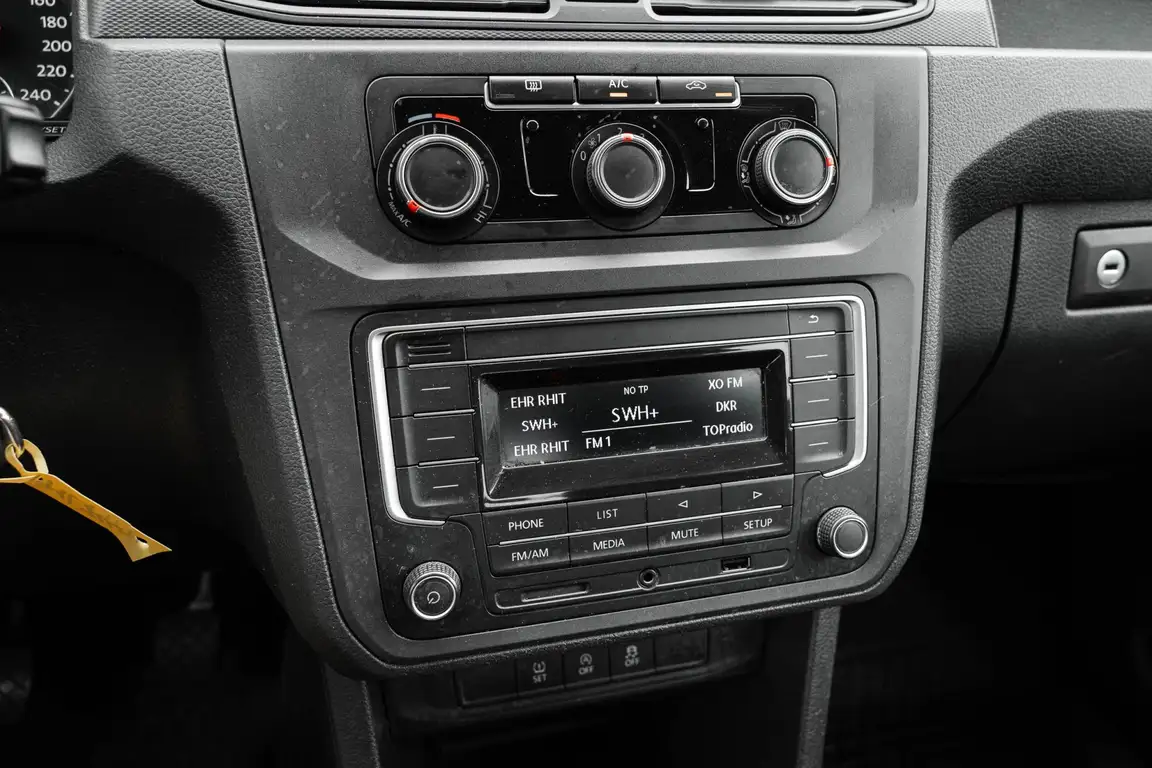 VOLKSWAGEN CADDY