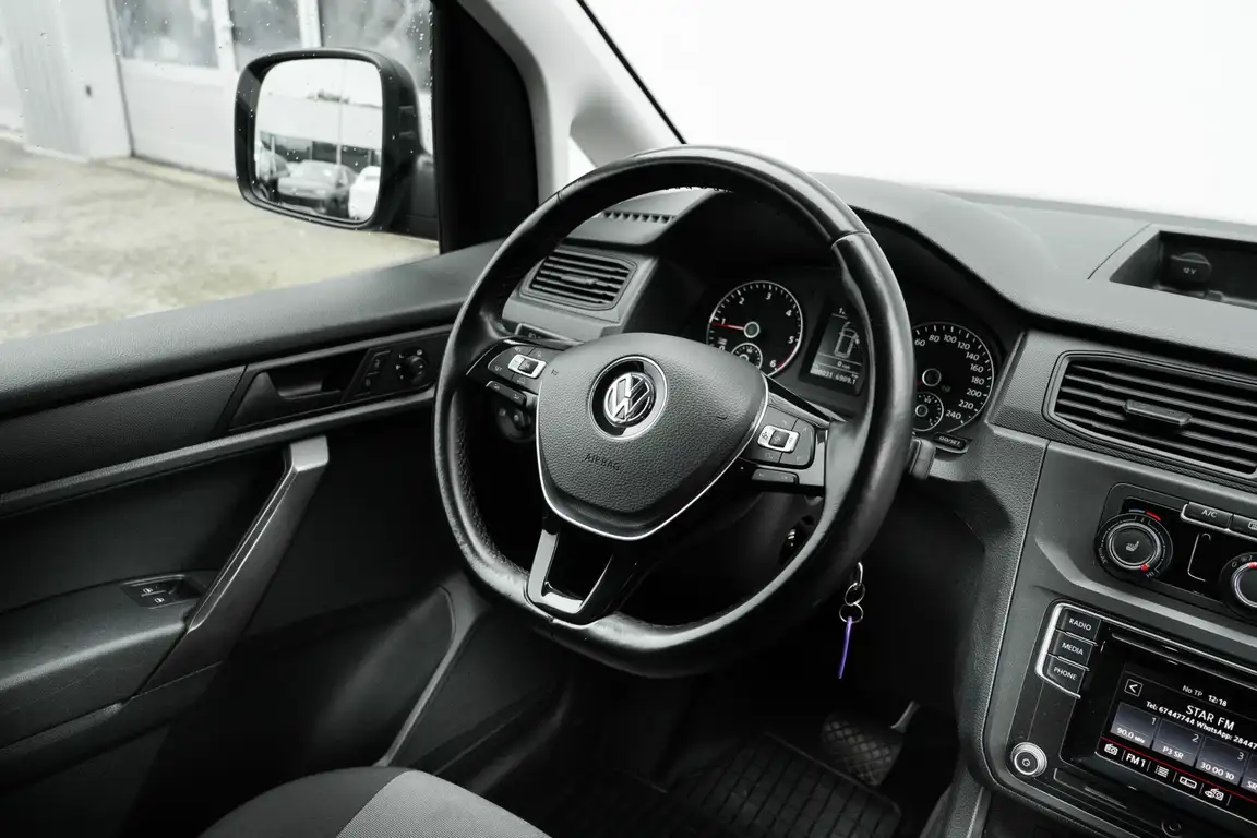 VOLKSWAGEN CADDY