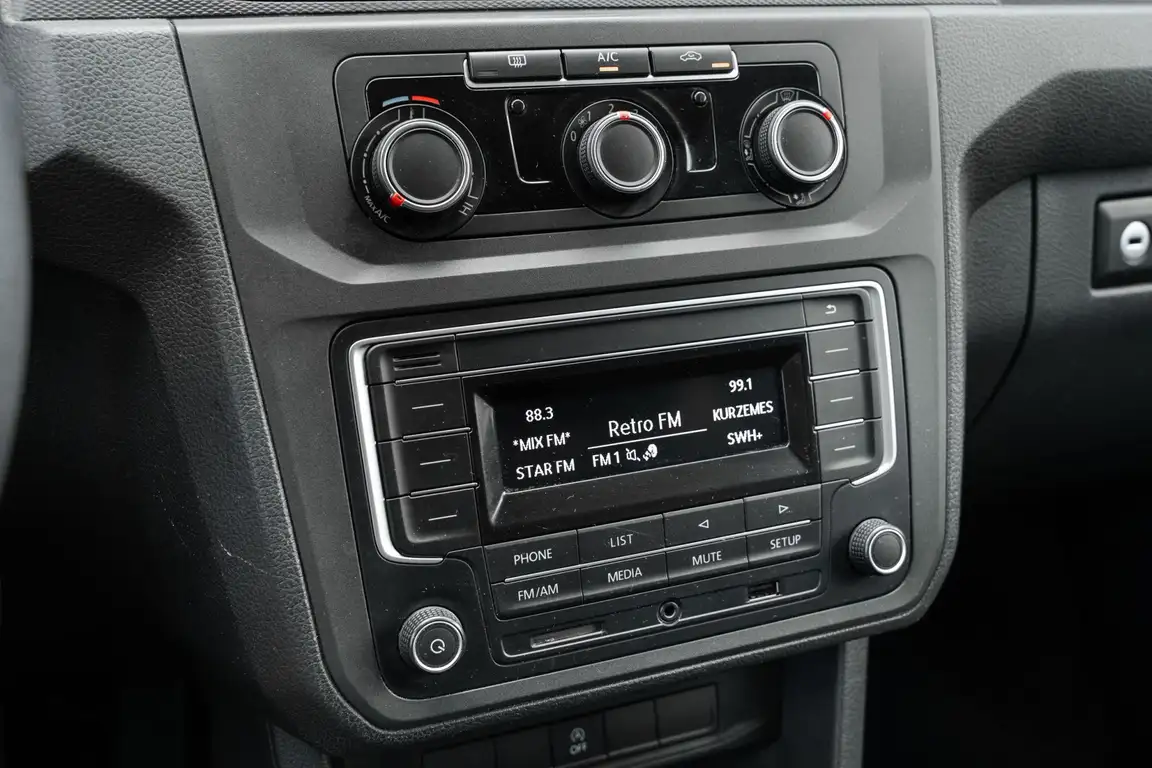 VOLKSWAGEN CADDY