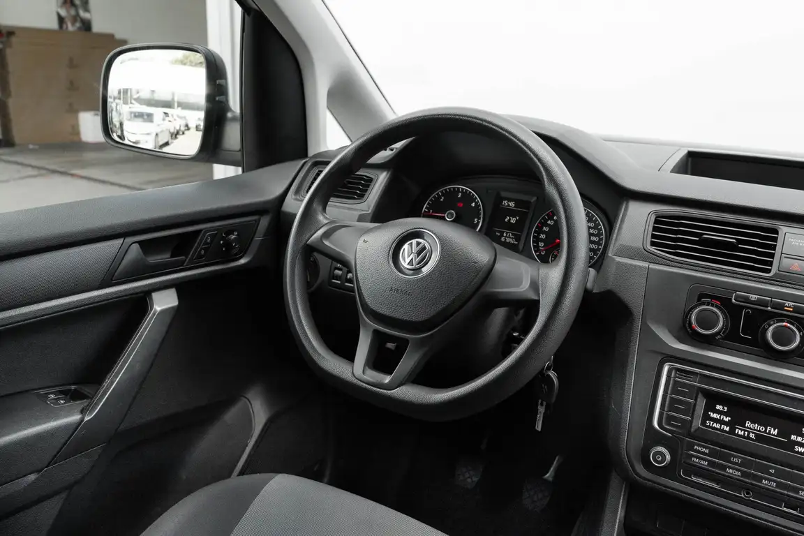 VOLKSWAGEN CADDY