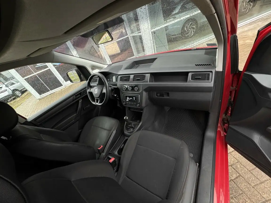 VOLKSWAGEN CADDY