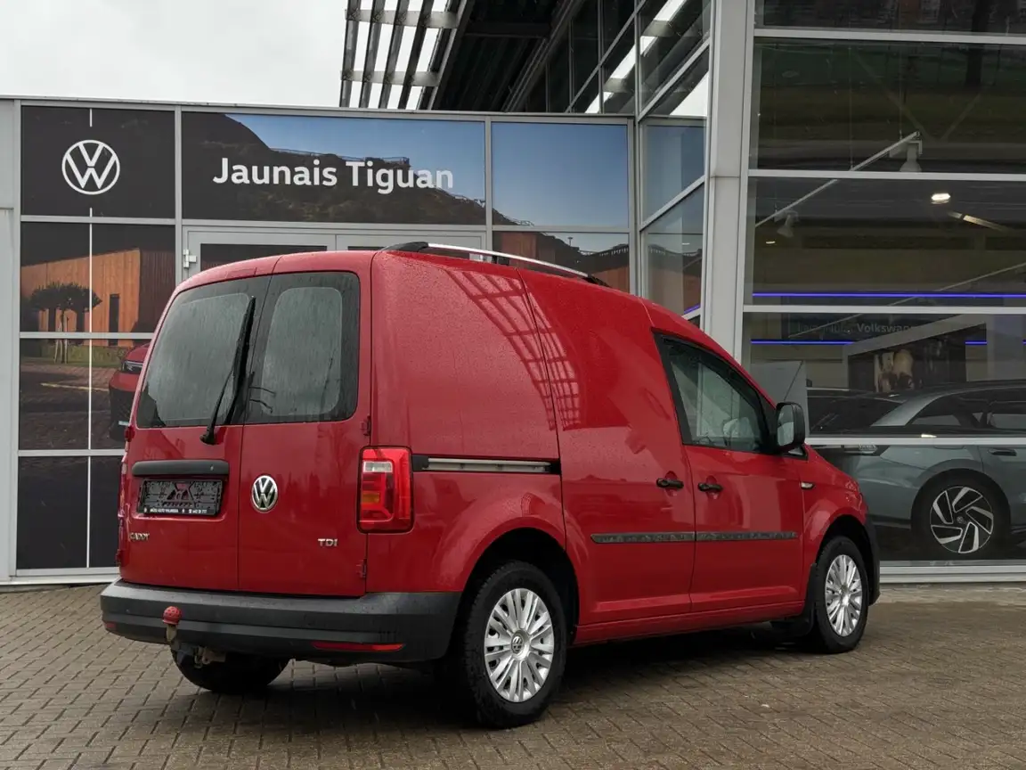 VOLKSWAGEN CADDY