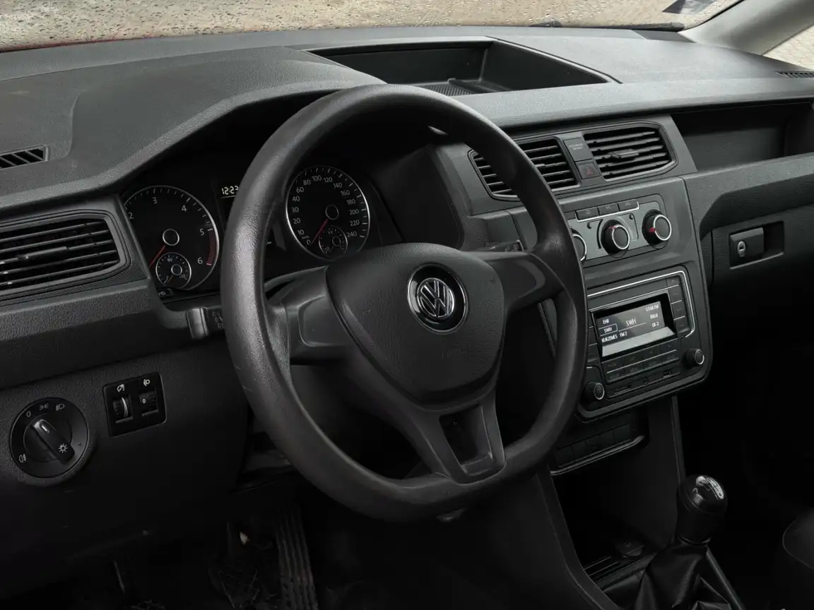 VOLKSWAGEN CADDY