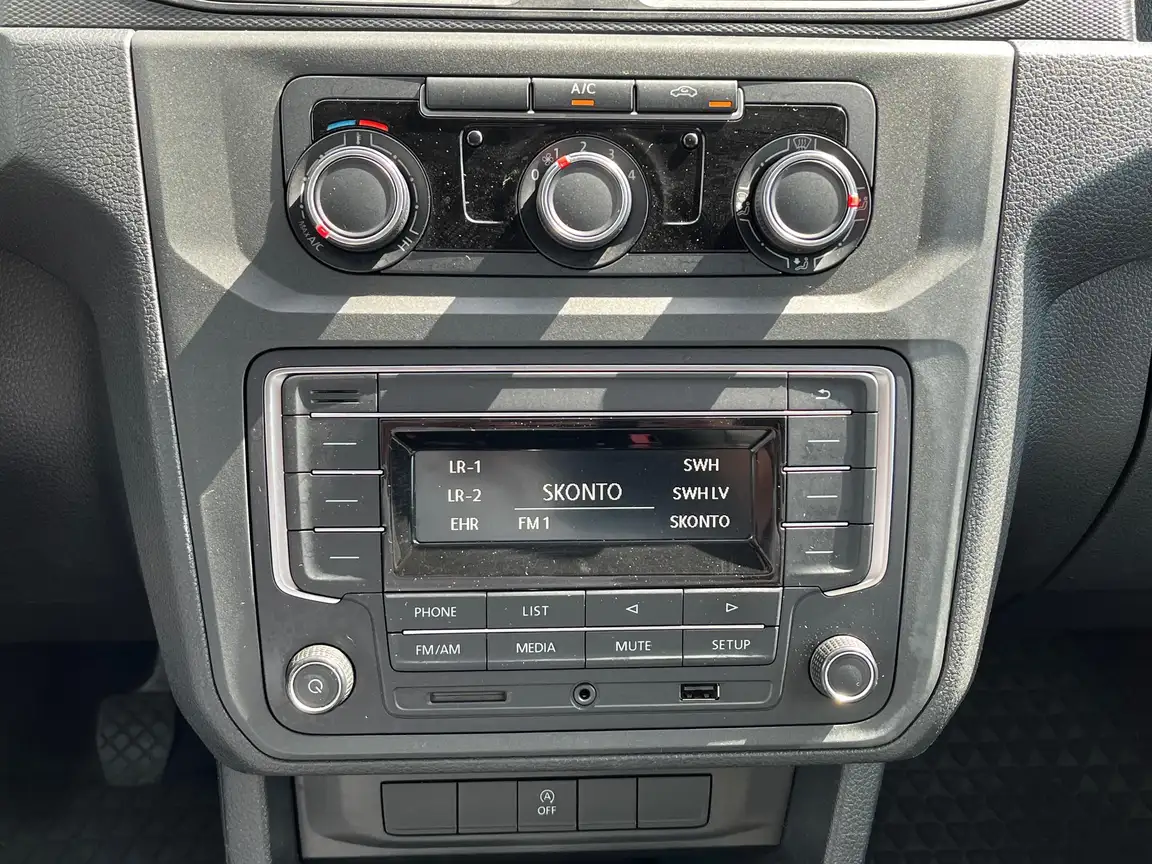 VOLKSWAGEN CADDY
