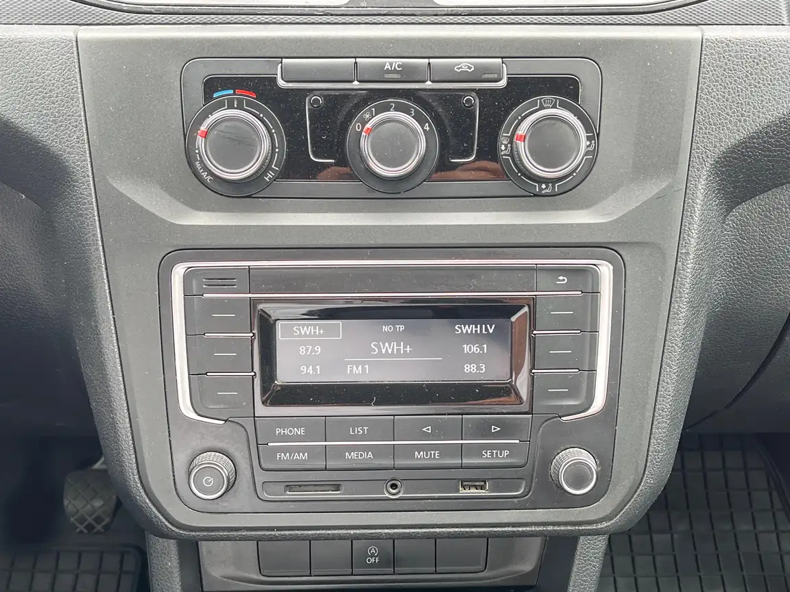 VOLKSWAGEN CADDY