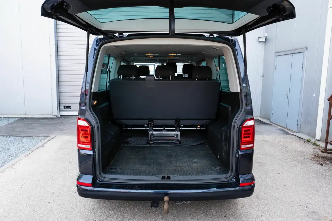 VOLKSWAGEN CARAVELLE