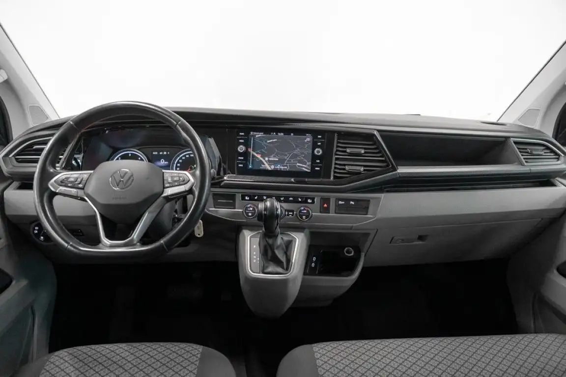 VOLKSWAGEN CARAVELLE