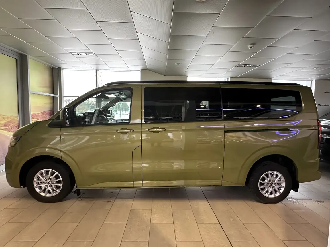 VOLKSWAGEN CARAVELLE