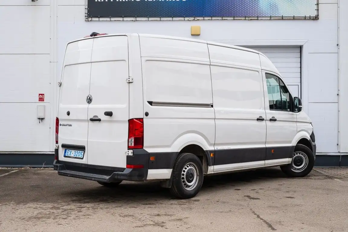 VOLKSWAGEN CRAFTER
