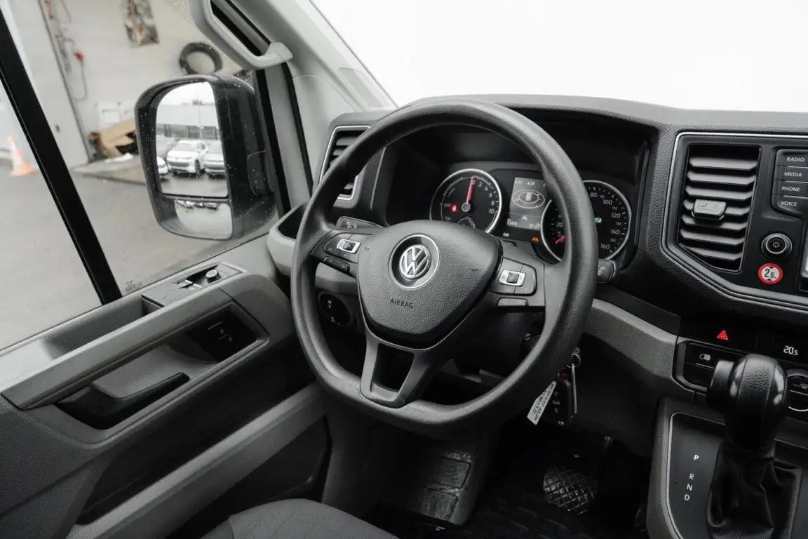 VOLKSWAGEN CRAFTER