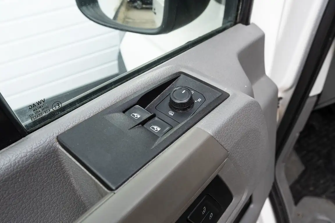 VOLKSWAGEN CRAFTER