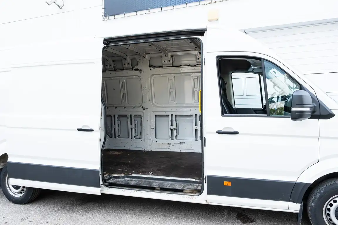 VOLKSWAGEN CRAFTER