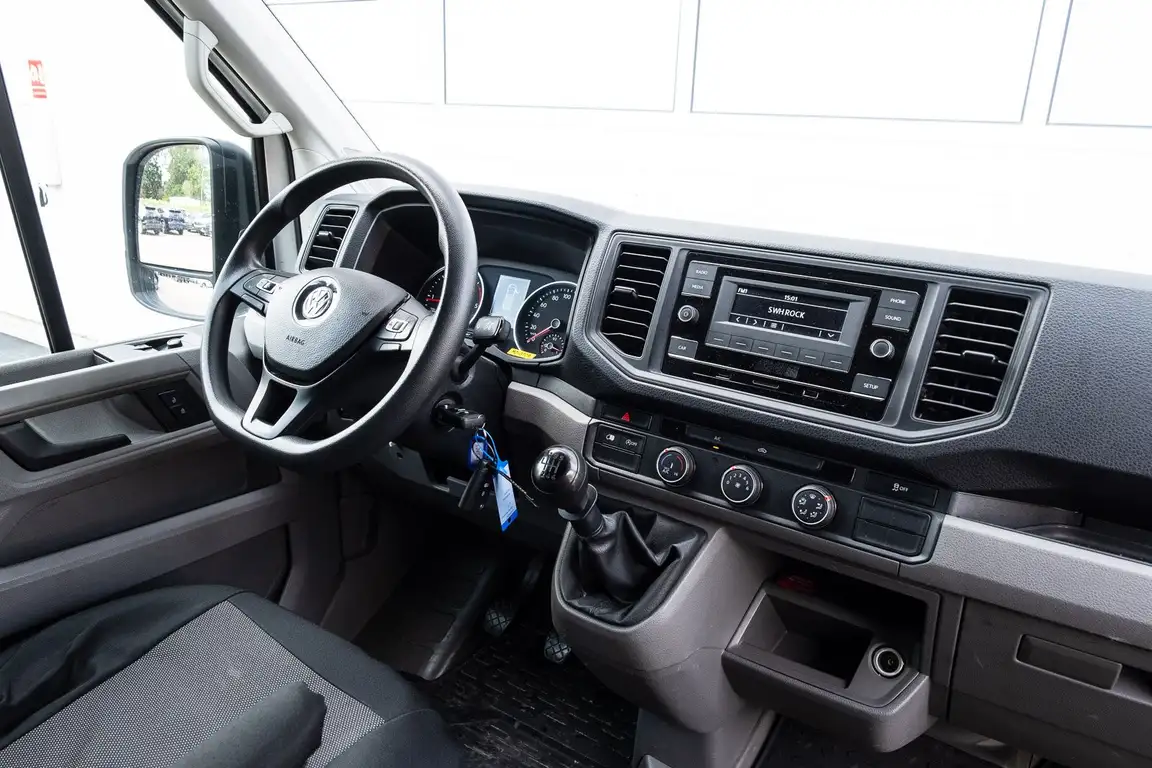 VOLKSWAGEN CRAFTER