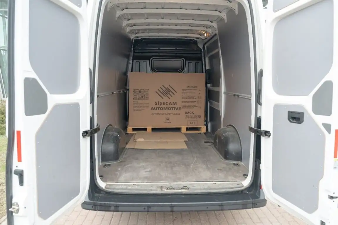 VOLKSWAGEN CRAFTER