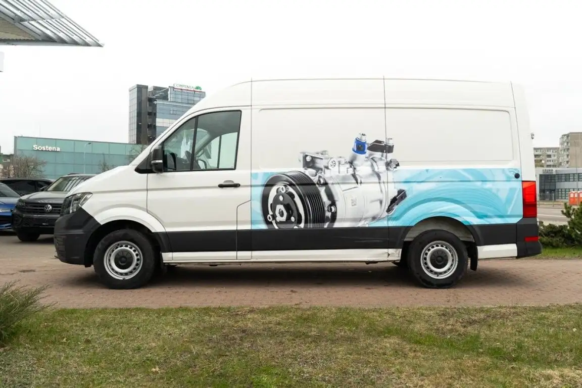 VOLKSWAGEN CRAFTER