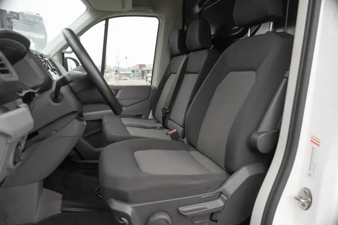 VOLKSWAGEN CRAFTER