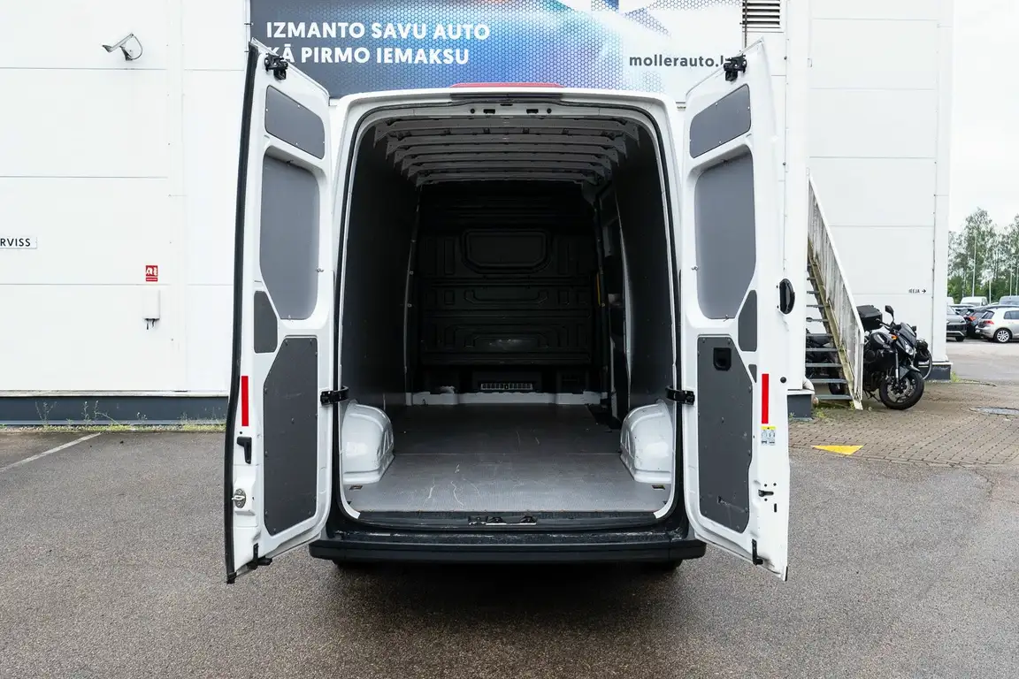 VOLKSWAGEN CRAFTER