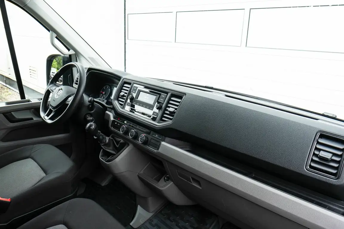 VOLKSWAGEN CRAFTER