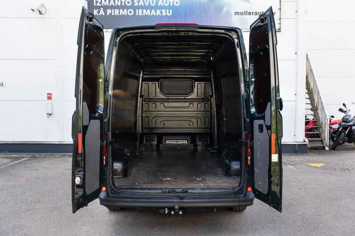 VOLKSWAGEN CRAFTER