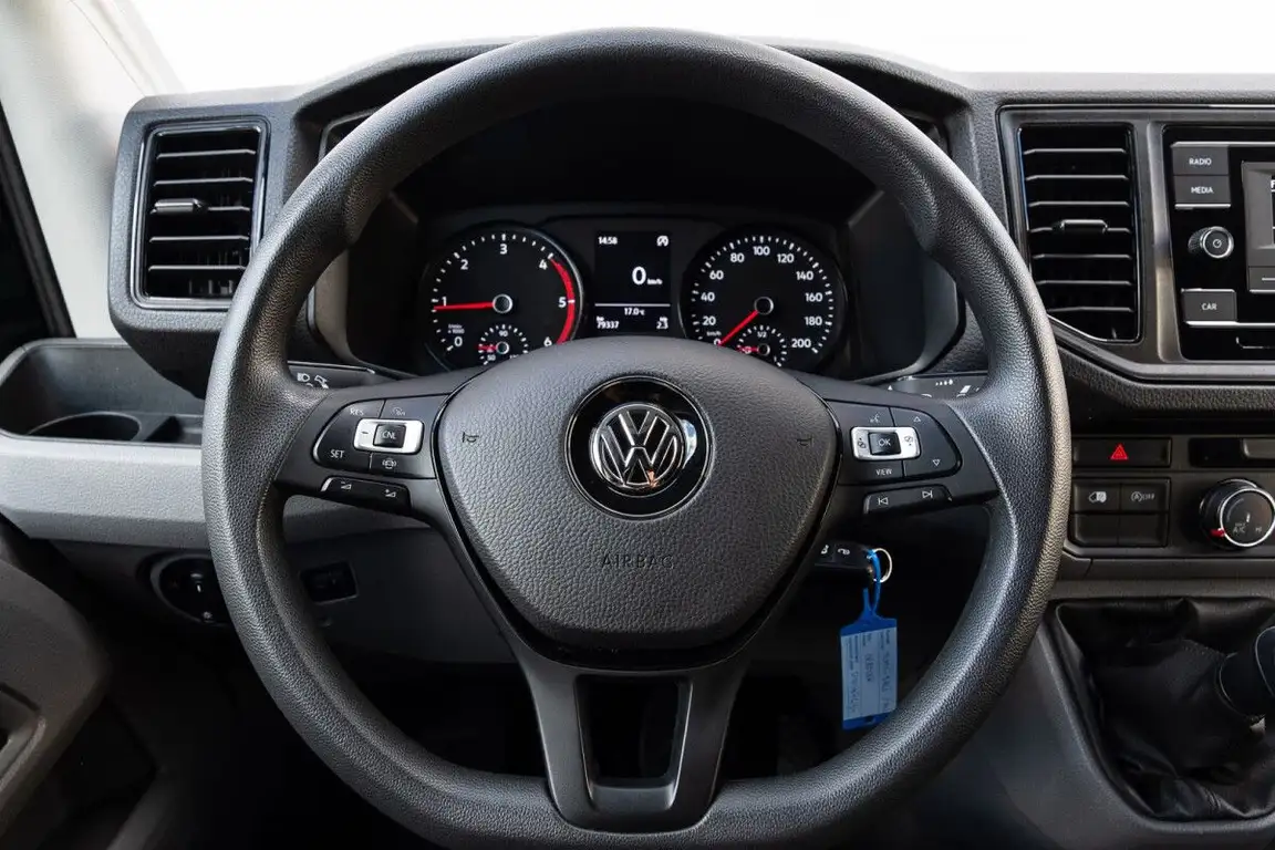 VOLKSWAGEN CRAFTER