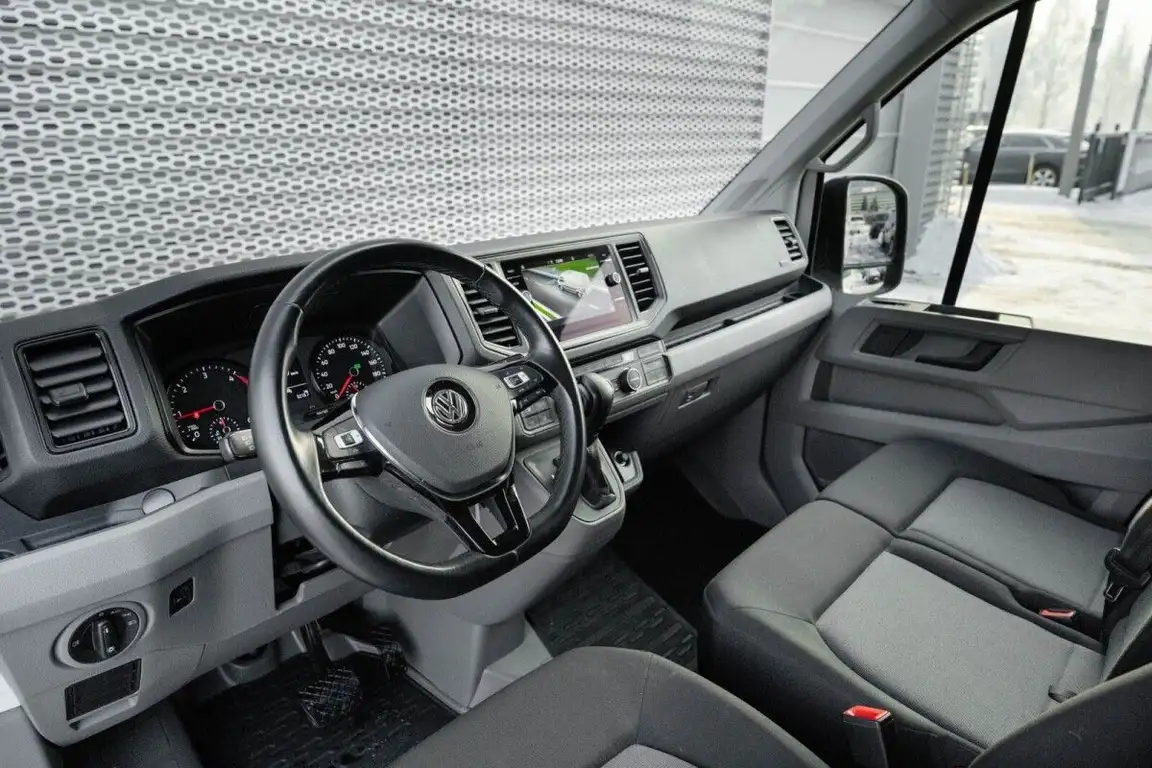 VOLKSWAGEN CRAFTER