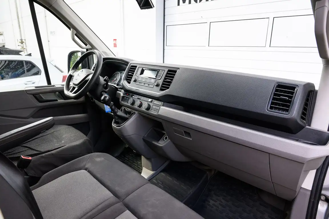 VOLKSWAGEN CRAFTER