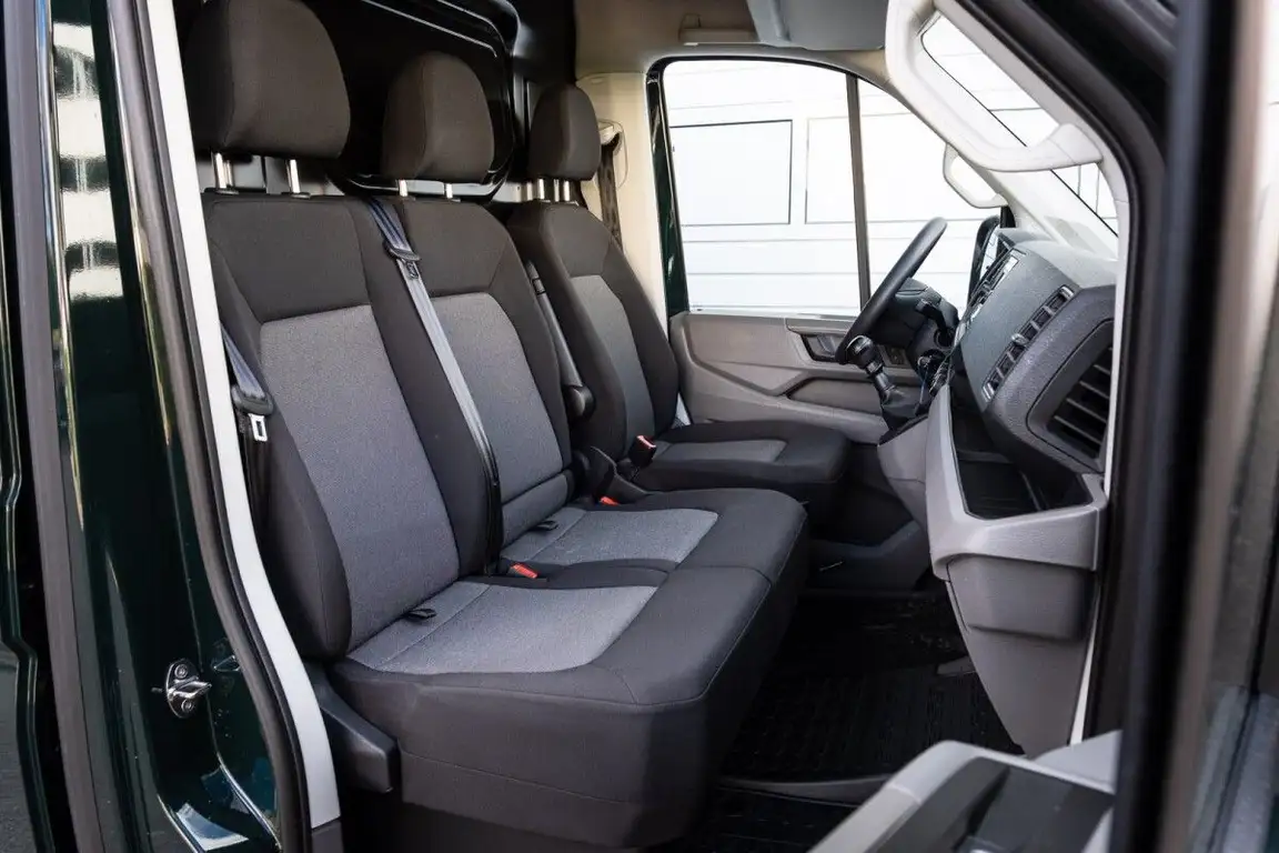 VOLKSWAGEN CRAFTER